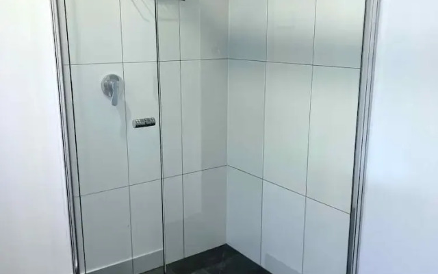 Botanic Racecourse Apartments