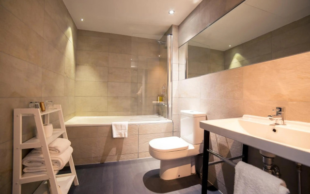 Grey Street Hotel
