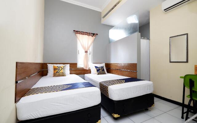 SPOT ON 2209 Solo Point Guest House Syariah