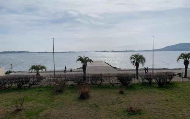 Appartement Balaruc-les-Bains, 1 pièce, 4 personnes - FR-1-503-81