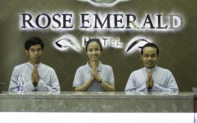 Rose Emerald Hotel