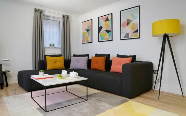 Monarch House Serviced Apartments