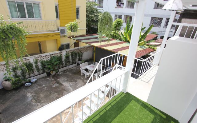 Diff Hostel