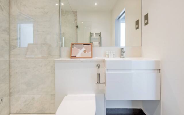 Lillie Road Residence I