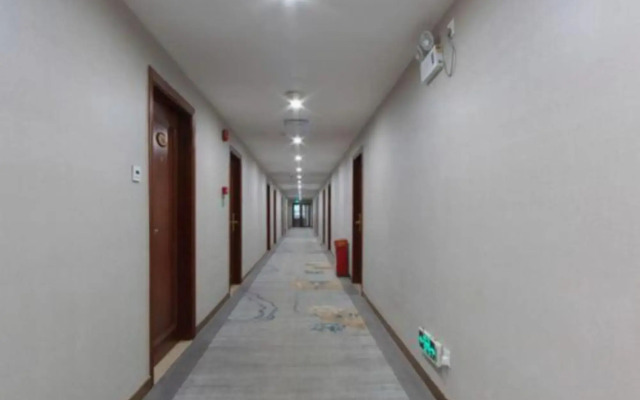 Huayuan Hotel
