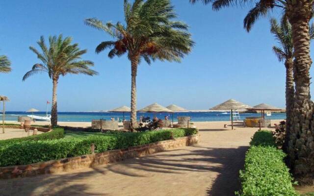 Sharm El Naga Resort and Diving Center