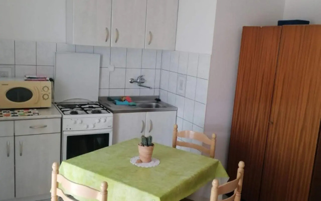 Olgi - free parking - SA3(3)