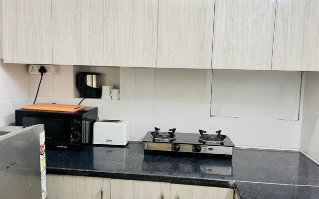 Olive Service Apartment Near Artemis