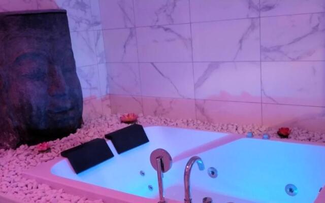 Appartement Jacuzzi Privatif et Romantique Centre