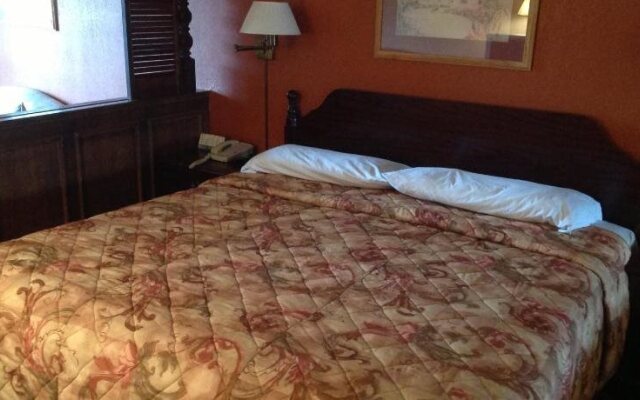 Express Inn Longview