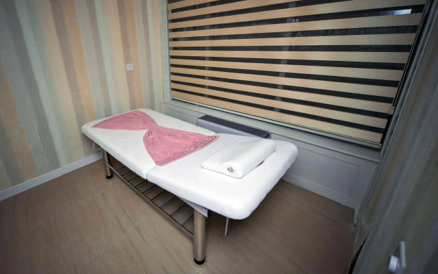 Qebele Yeddı Gozel Hotel