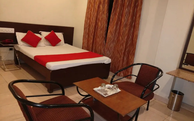 Hotel Morya