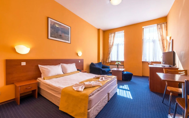 Sveta Sofia Hotel