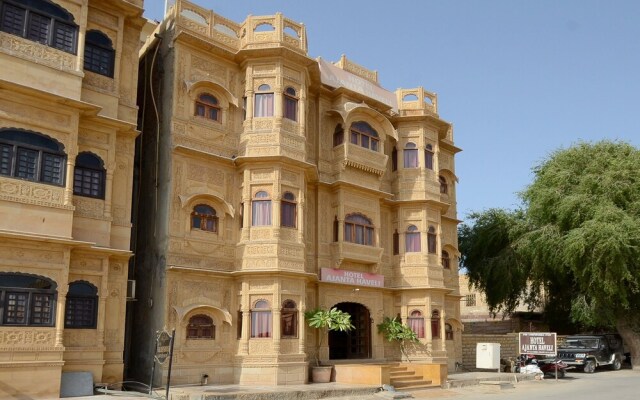 hotelImage
