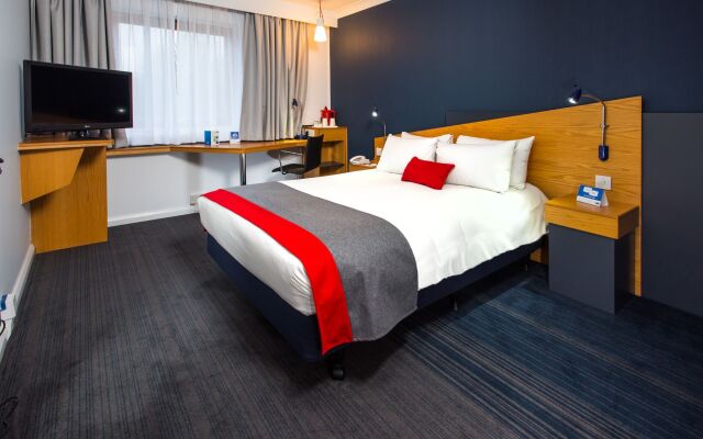 Holiday Inn Express Warwick - Stratford-upon-Avon, an IHG Hotel