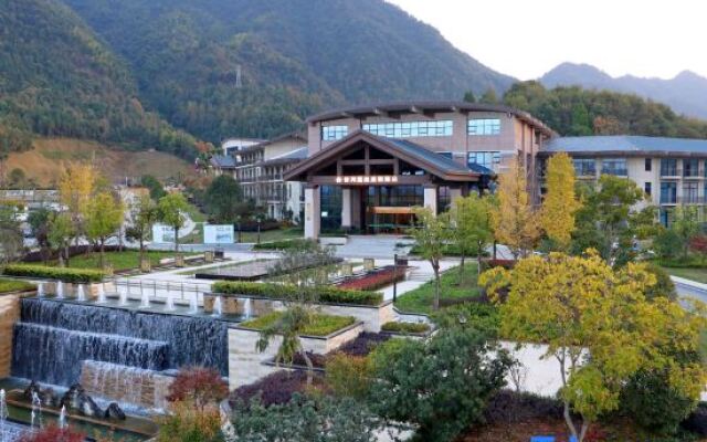 Xiuhe Hot Spring Holiday Hotel