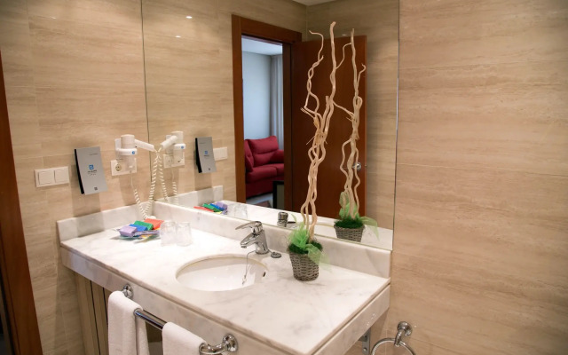 HQ La Galeria Hotel-Restaurante