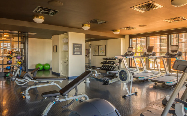 Hotel Emma at Pearl on the Riverwalk