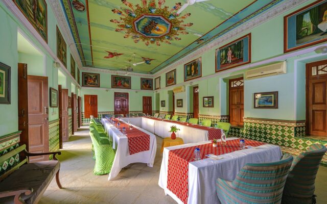 Neemrana's - Piramal Haveli