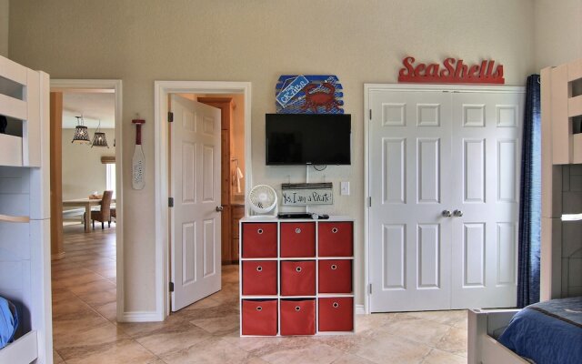 Casa Chillotta 633 by RedAwning