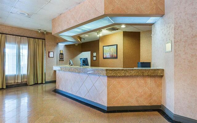 GreenTree Hotel & Extended Stay I-10 FWY Houston, Channelview, Baytown