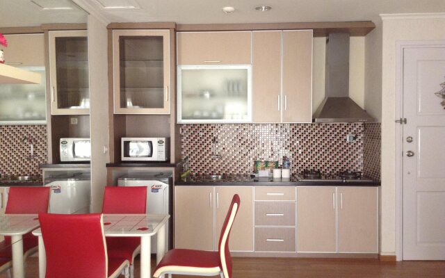 Maxwell Sweet Apartment