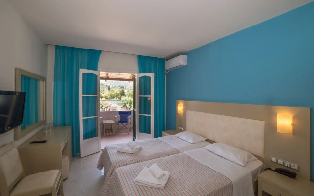 Porto Koukla Beach Hotel