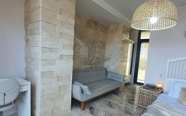 Fi Salda Otel