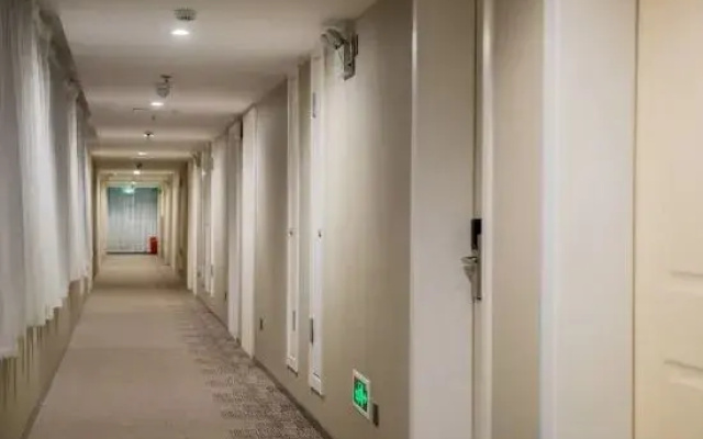 Homeinn Hotel (Guanyun Fuyuan Plaza Pedestrian Street)