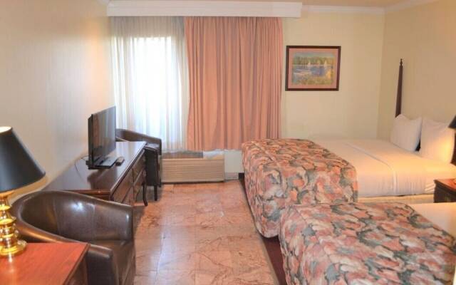 Merced Inn and Suites