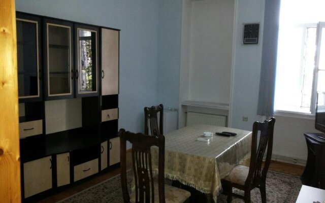 Fm Hotel