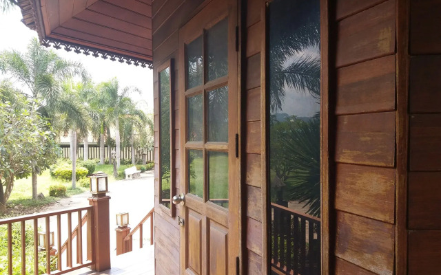 Rachamanee Resort