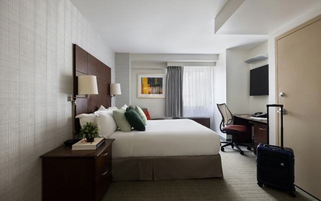 Club Quarters Hotel in San Francisco - Image 3