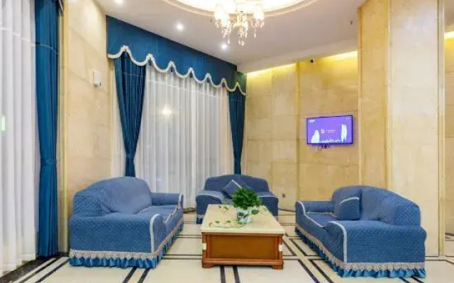 New Beacon International Hotel (Luotian Tashanhu Park)