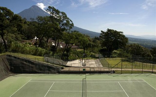 La Reunion Golf Resort & Residences