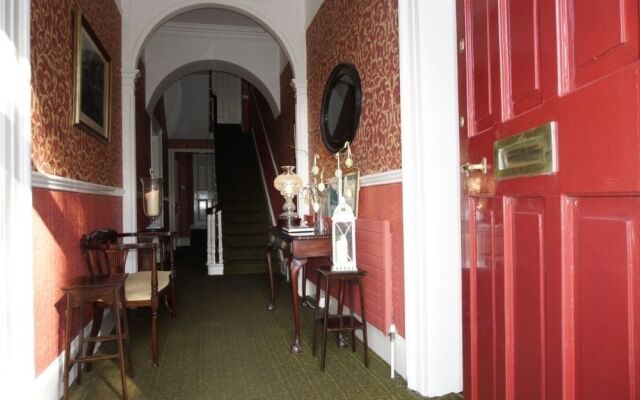 Ivyleigh House