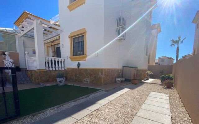 Brisa Golf III Luxury Townhouse With Comm Pool EB5