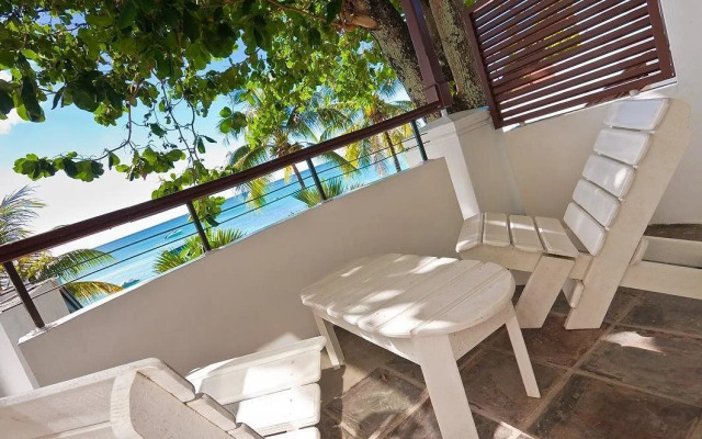 Le Beachclub Serviced Apartments and Villas