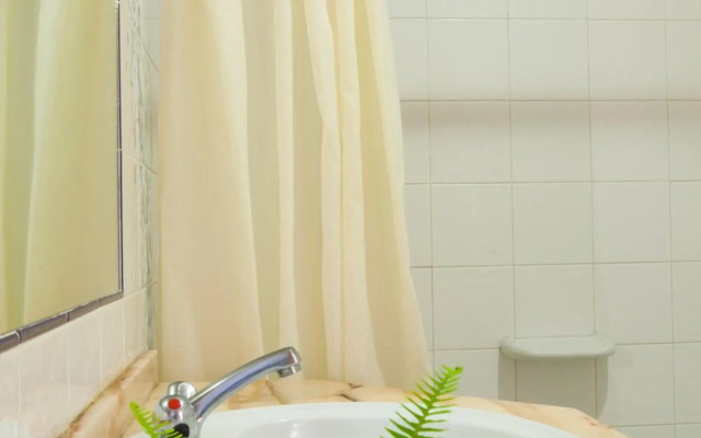 Apartamentos Oasis San Antonio