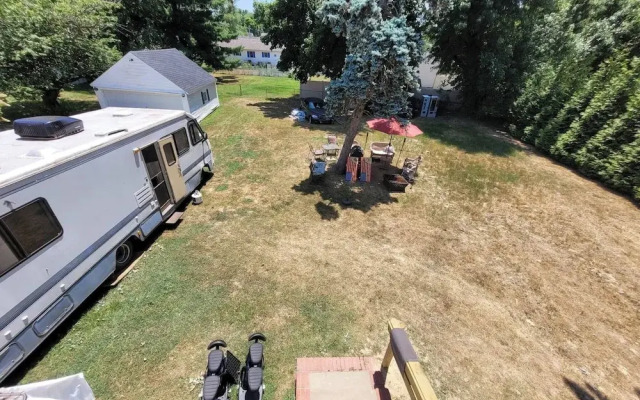 Camper Apt DE Sleeps 3