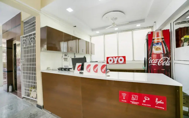 OYO 14178 Hotel Sea City