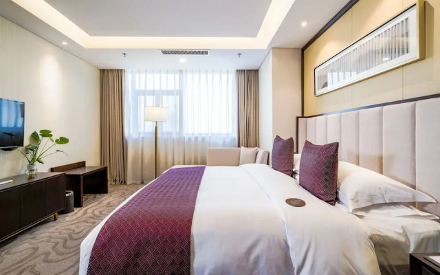 The Farrington Hotel - Building B