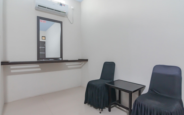 RedDoorz Syariah near Stasiun Cianjur