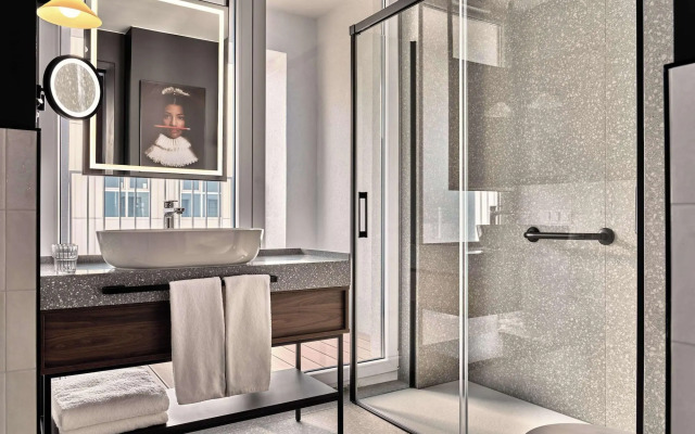 Radisson RED Hotel & Radisson RED Apartments, Kraków