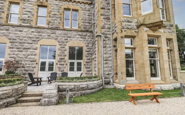 The Myles Suite Stone Cross Mansion