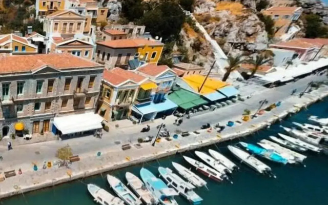 Athenas - Neoclassic Harbour View