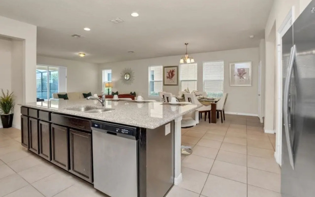 1210yc 6 Bedroom Villa by Redawning