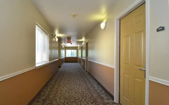 InTown Suites Extended Stay Austin TX – Research Blvd