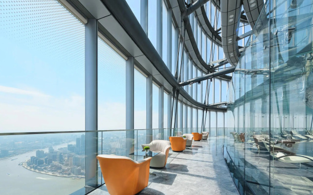 J Hotel, Shanghai Tower