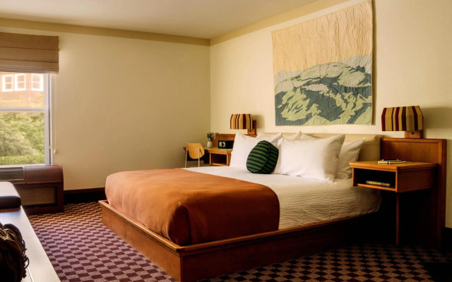 Trailborn Highlands, Outdoor Collection by Marriott Bonvoy